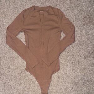 Abercrombie & Fitch Tan Long Sleeve Bodysuit Mauve